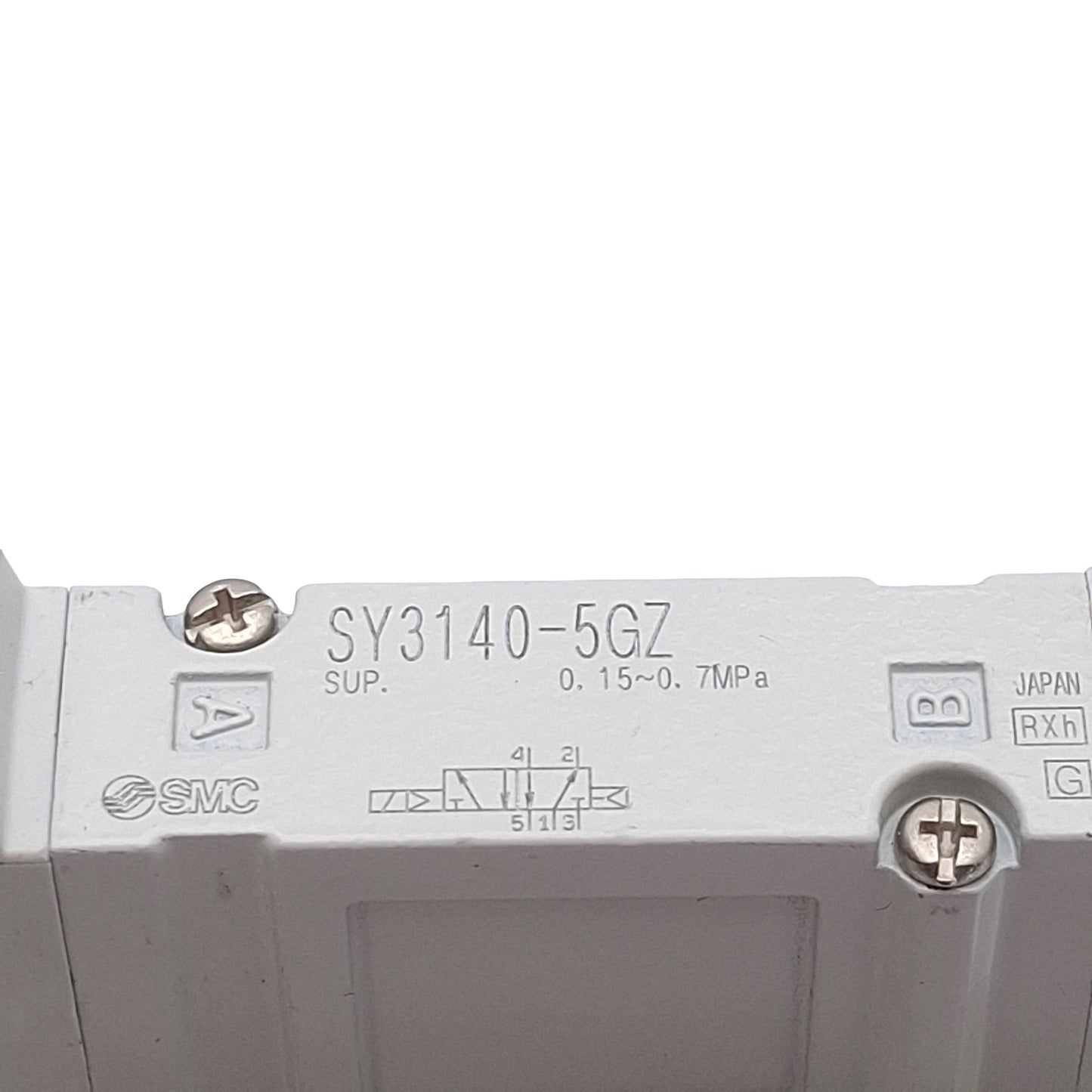 Used SMC SY3140-5GZ-01 Solenoid Valve, 5/2-Way, Rc1/8, 0.15-0.7MPa, 24VDC Coil