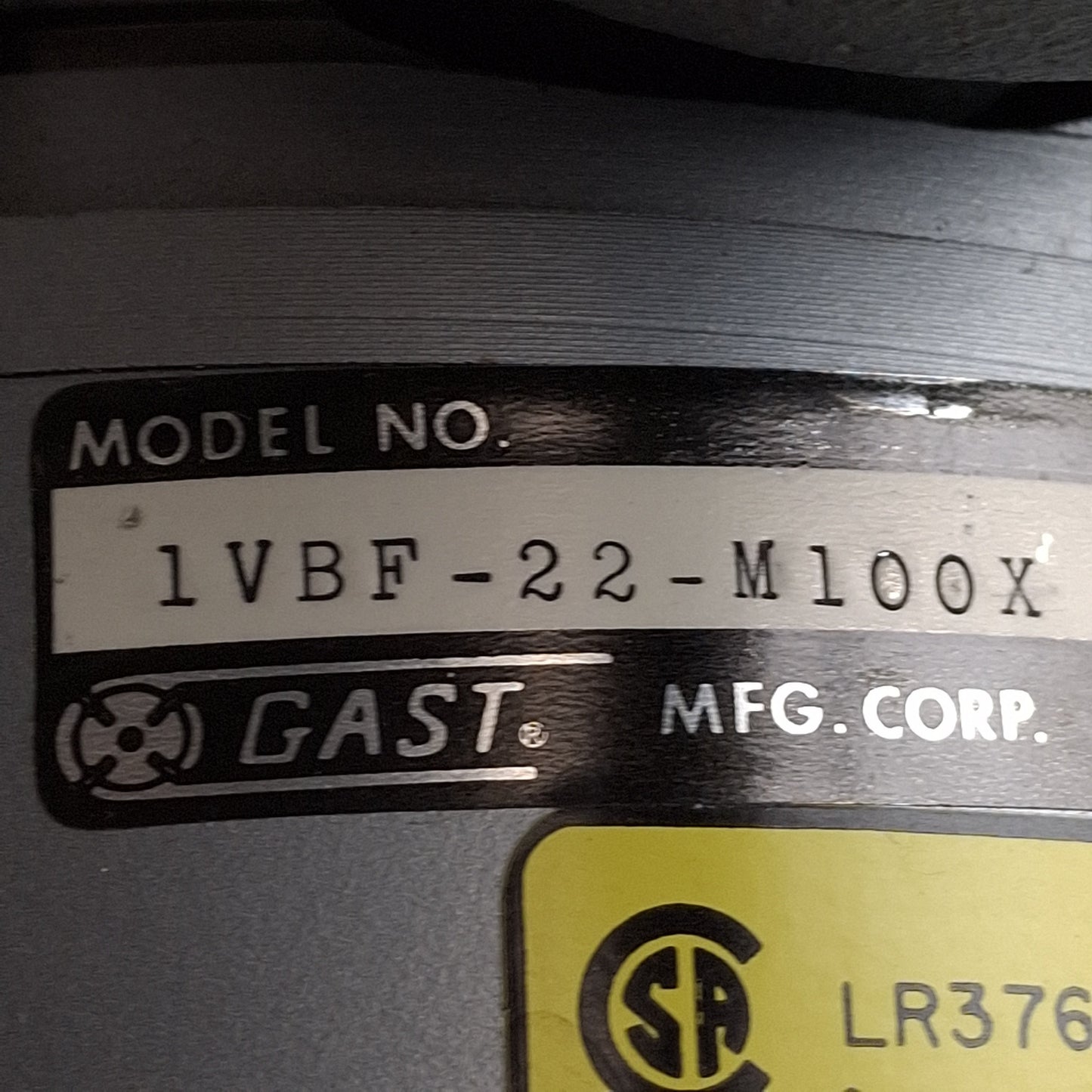 Used Gast 1VBF-22-M100X Oil-Less Piston Vacuum Pump, 1/6HP, 1725rpm, 115VAC