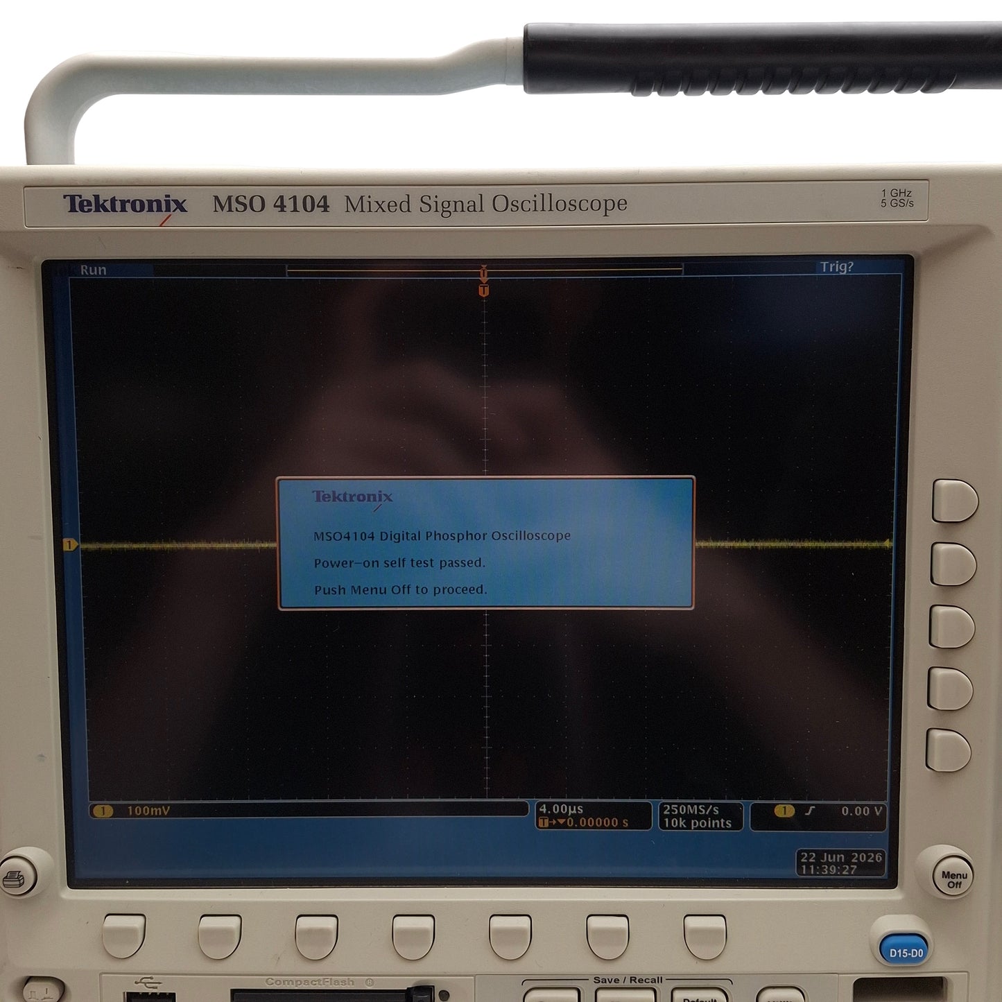 For parts or not working Tektronix MSO 4104 Mixed Signal Oscilloscope 1GHz, 1GS/s *Trigger Out*For Parts*