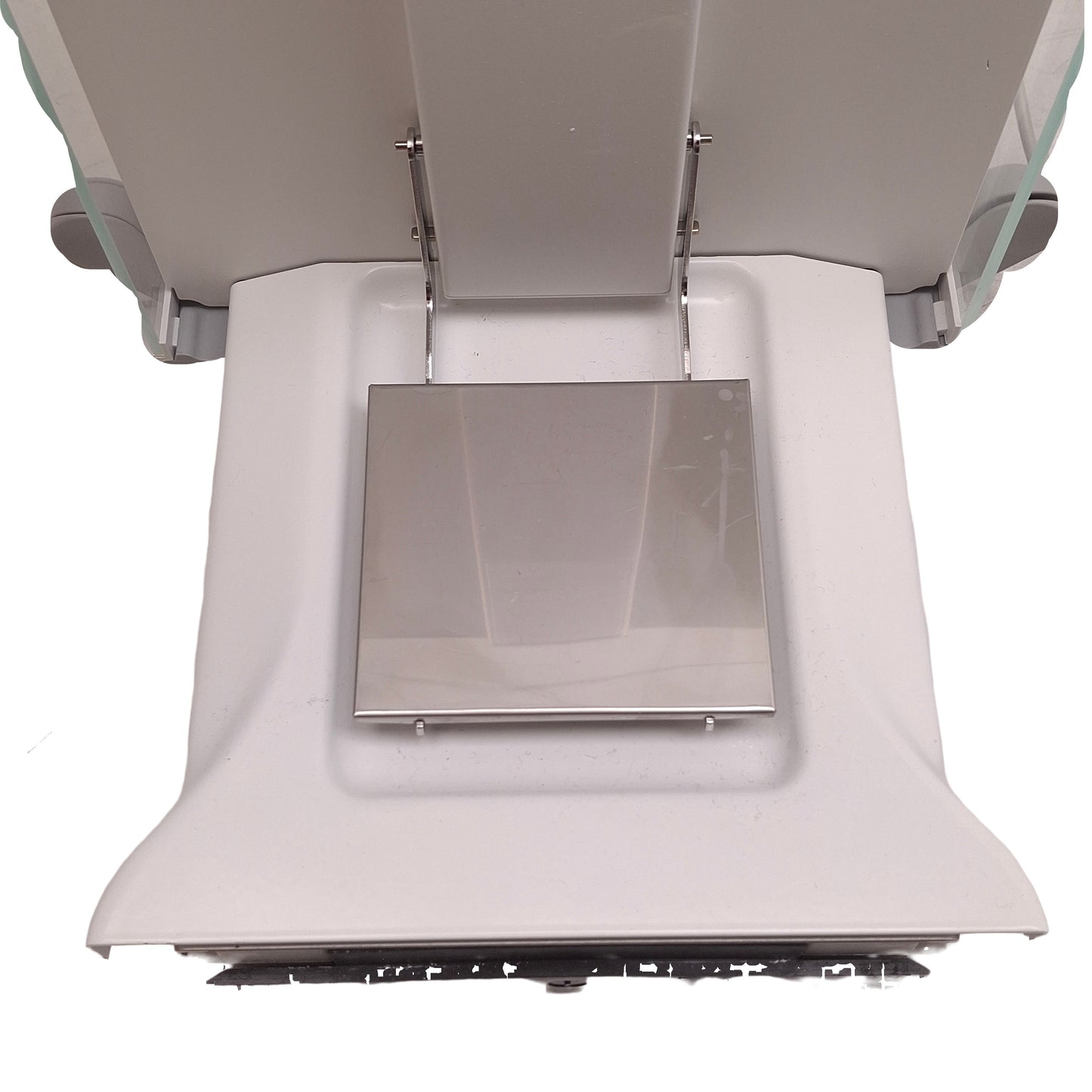 Used Mettler Toledo XS104 Analytical Balance 12VDC, 120g Capacity, 0.1mg. 78x73mm