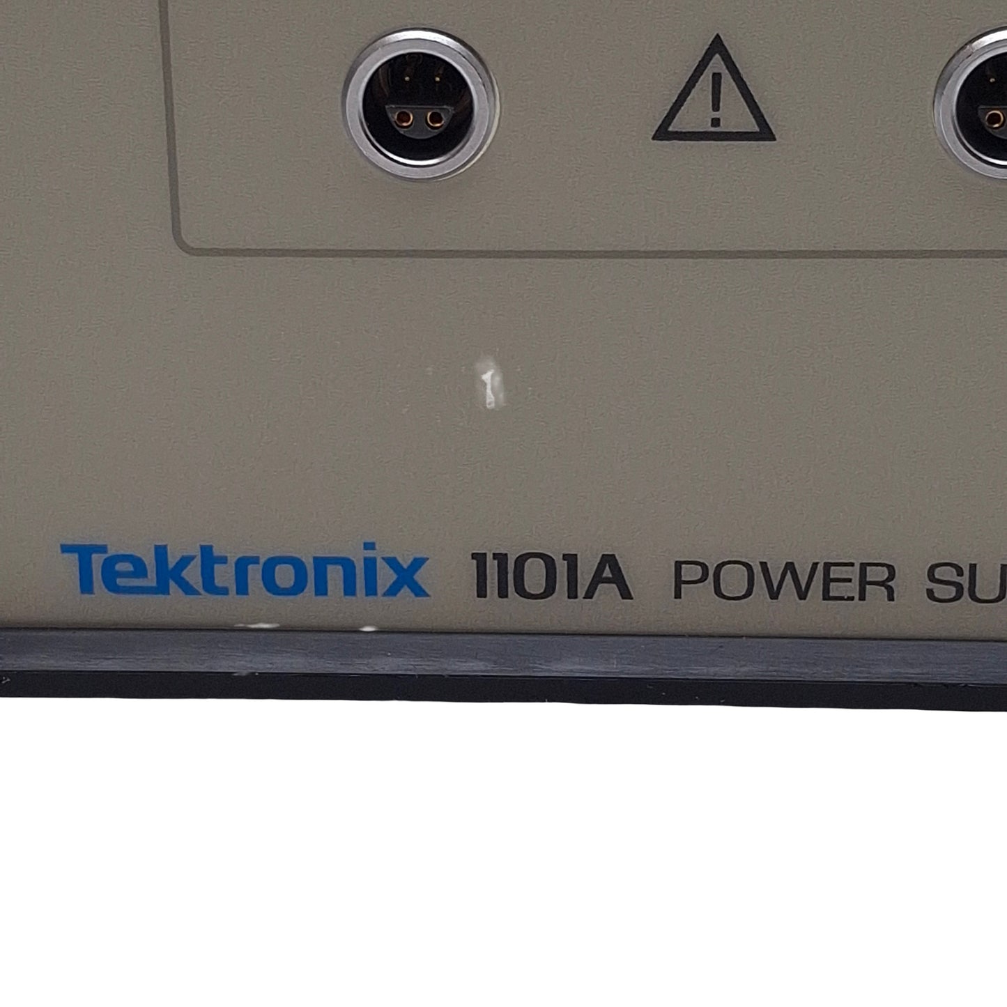 Used Tektronix 1101A Oscilloscope Power Supply, 115/230VAC In, +15/-15/+5/-5VDC Out