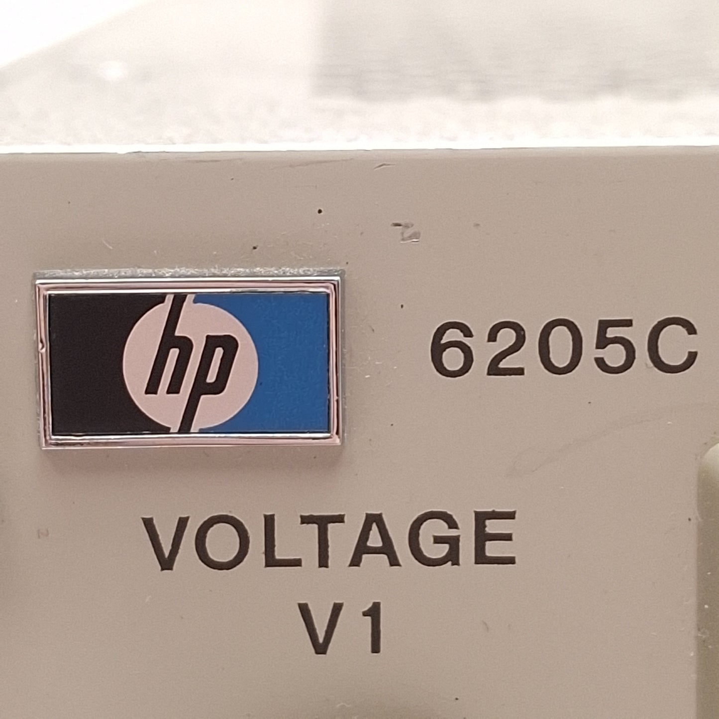 Used HP 6205C Dual Output DC Power Supply, 0-40VDC 0.3A / 0-20VDC 0.6A 24W Output