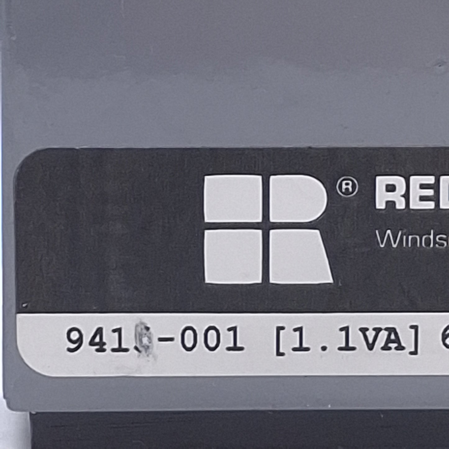 Used Redington 9415-001 Electronic Totalizer 6-Figures LCD, 6-240VAC/DC, Base Mount