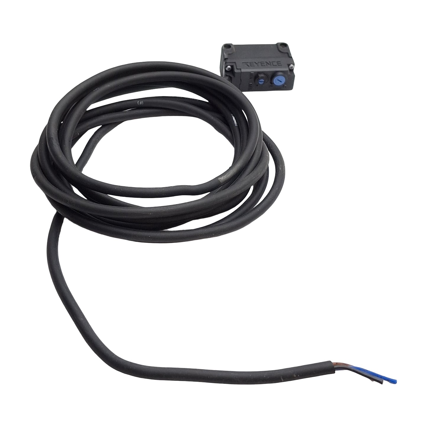 Used Keyence PZ-G61P Retroreflective Sensor 4.2 meter Max Range, 10-30VDC, PNP Output