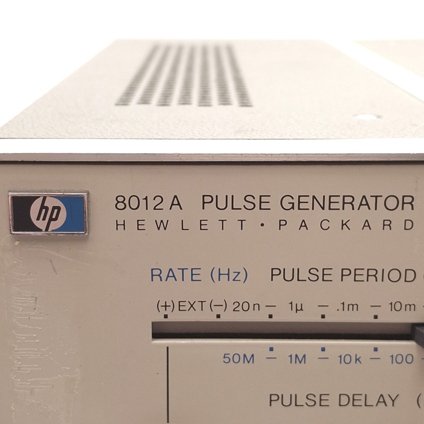 Used HP 8012A Pulse Generator, 1Hz-50MHz, 20ns-1s Period, ±2.5V Offset, 115/230VAC