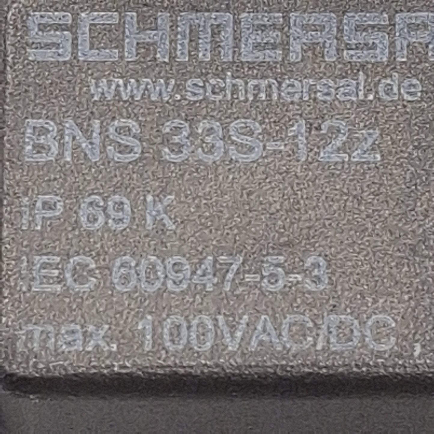 Used Schmersal BNS 33S-12Z Magnetic Safety Sensor, 1NO/2NC, 8/18mm Range, 100VAC/DC