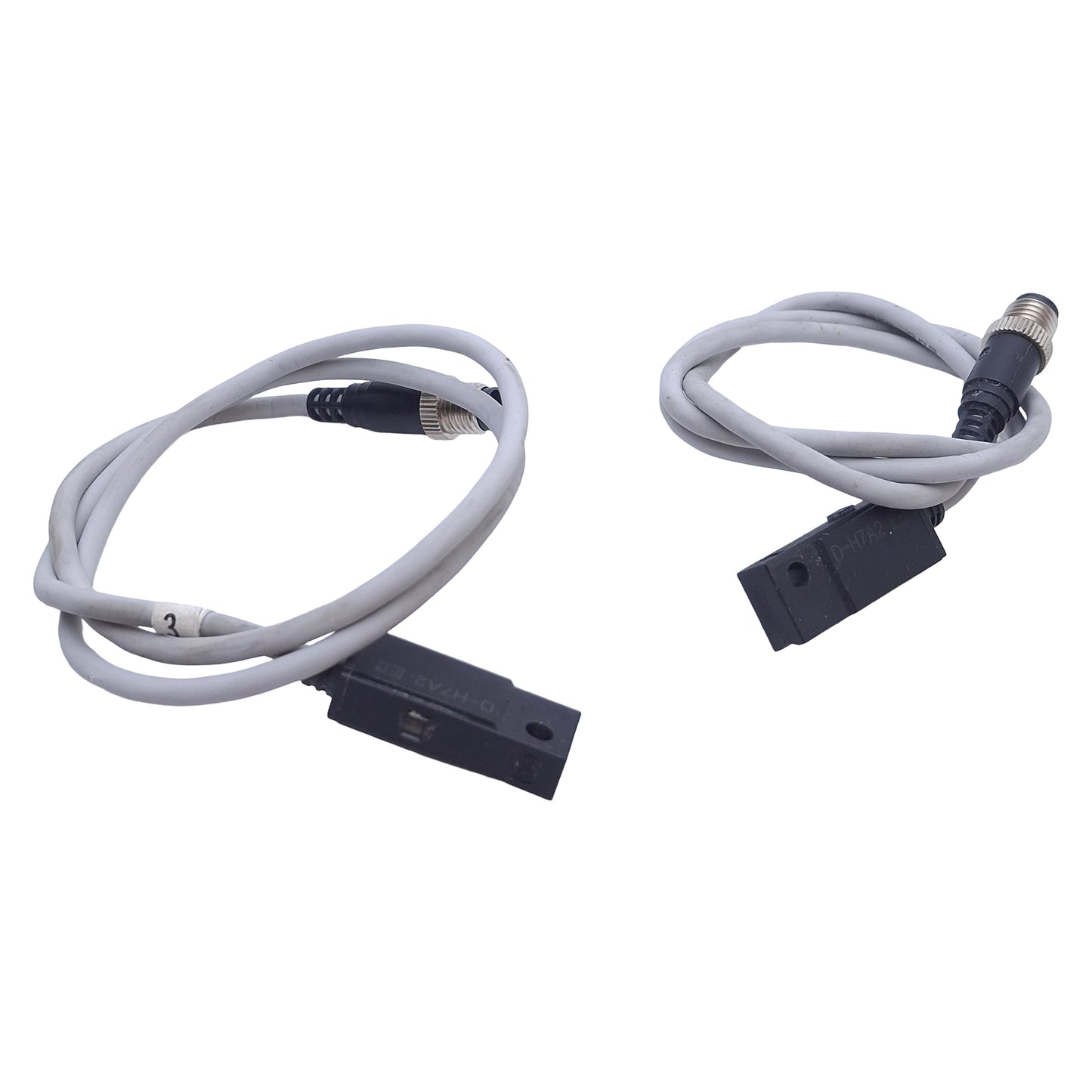 Used Lot of 2 SMC D-H7A2SAPC Cylinder Auto Sensor Switch PNP, 4.5-28VDC, 3-Pin, 1.5ft
