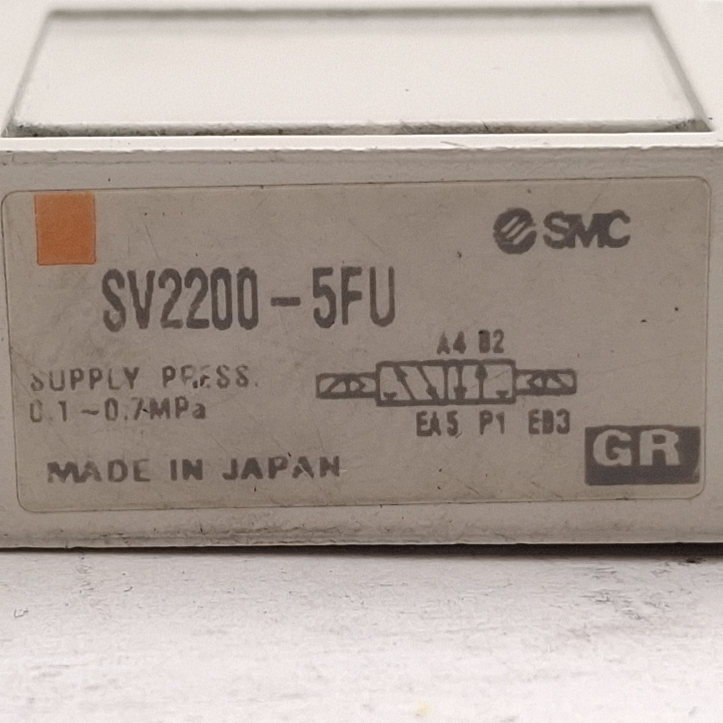 Used Lot of 6 SMC SV2200-5FU Solenoid Valve 2-Position Double, 0.1-0.7MPa, 24VDC Coil