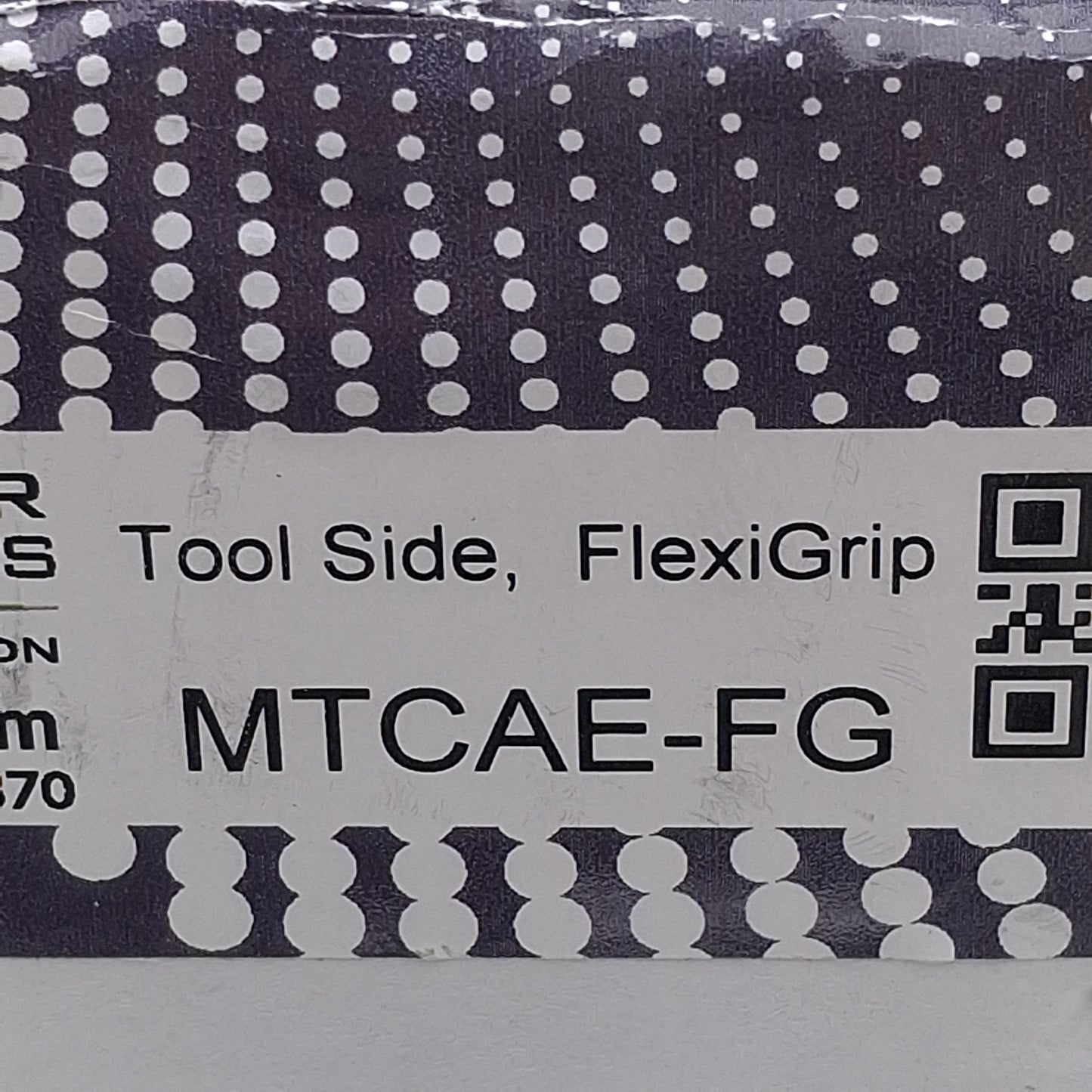 New Millibar Robotics MTCAE-FG Tool Plate, M4 SCHS, 8-Pin M8 Male, ø6mm Tube