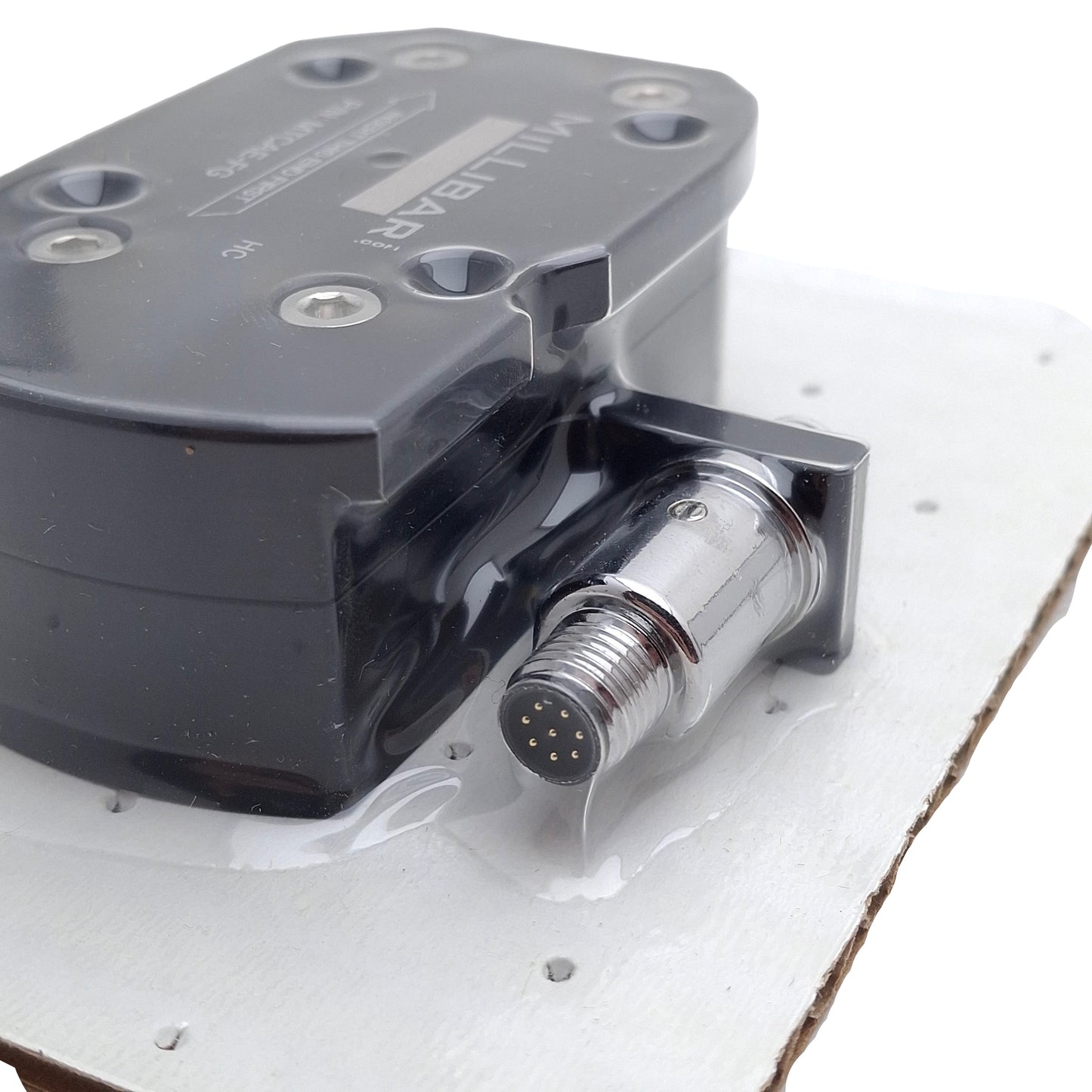 New Millibar Robotics MTCAE-FG Tool Plate, M4 SCHS, 8-Pin M8 Male, ø6mm Tube