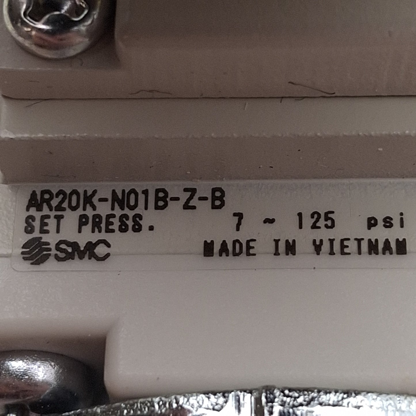 Used Lot of 2 SMC AR20K-N01B-Z-B Pneumatic Regulator, 7-125psi Set, 1/8in NPT Ports