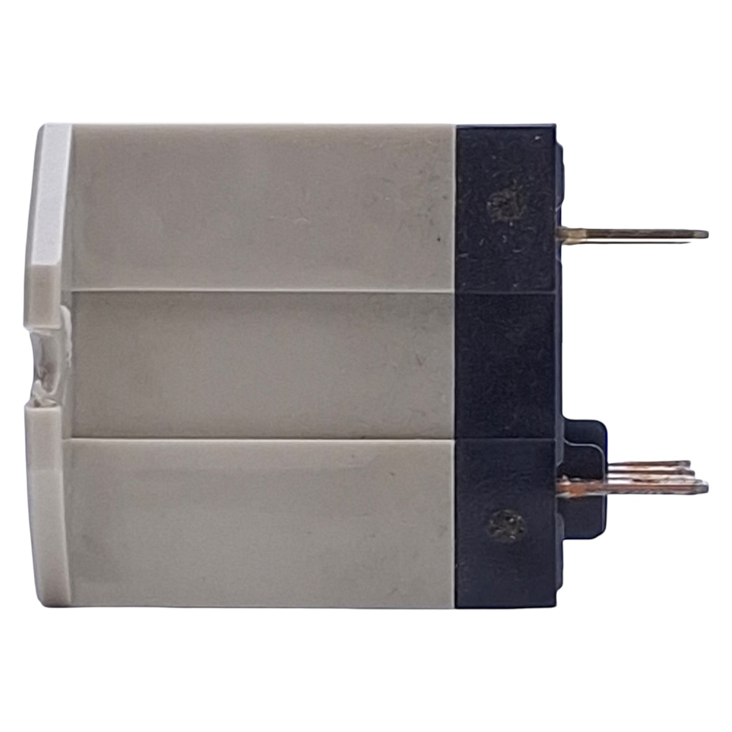 Used Lot of 3 Omron G7L-2A-TUB-CB Relay Square, DPST-NO, 2-Poles, 100-120VAC Coil