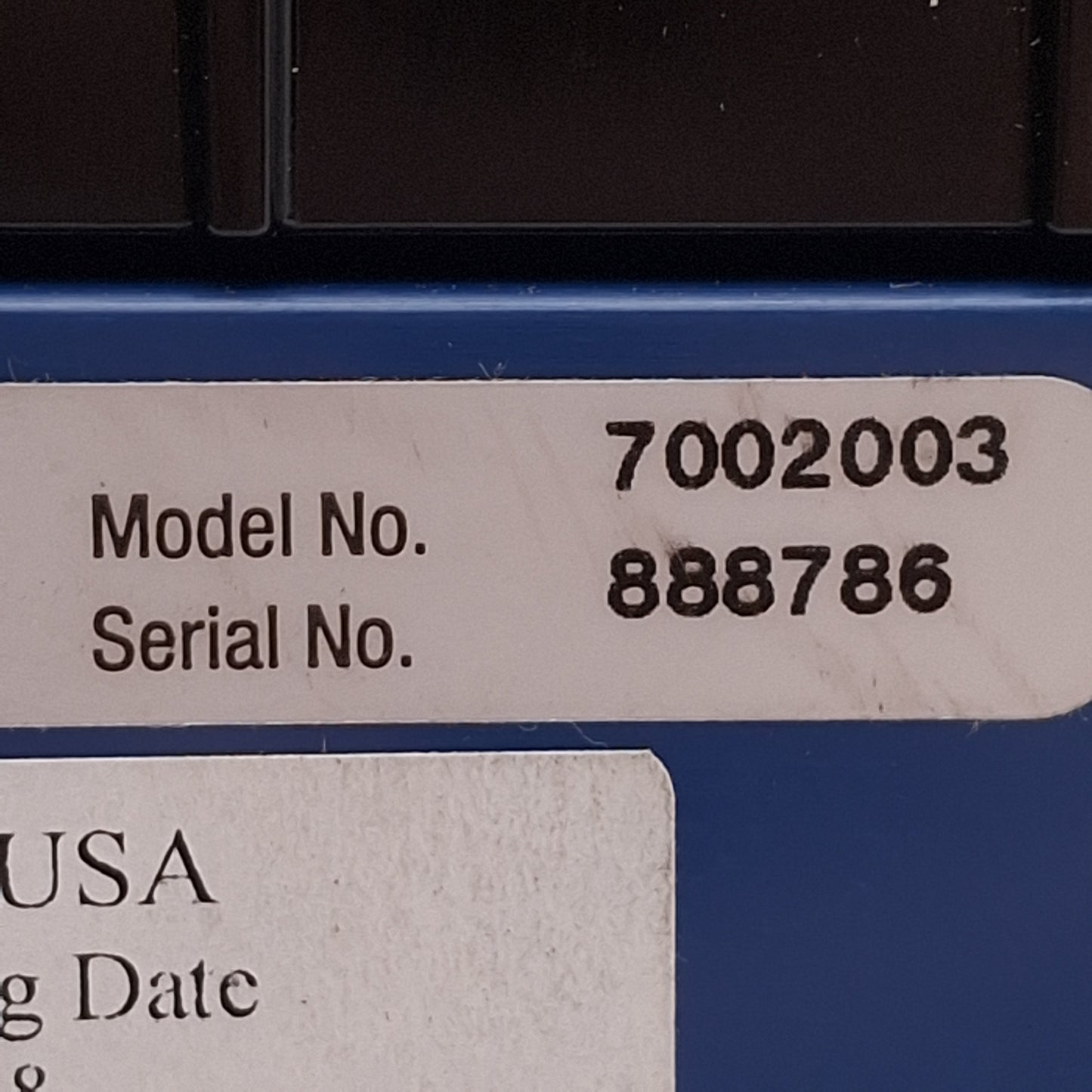 Used Nordson EFD 7002003 Ultimus II Fluid Dispenser w/ Foot Switch & Adapter, 0-15psi