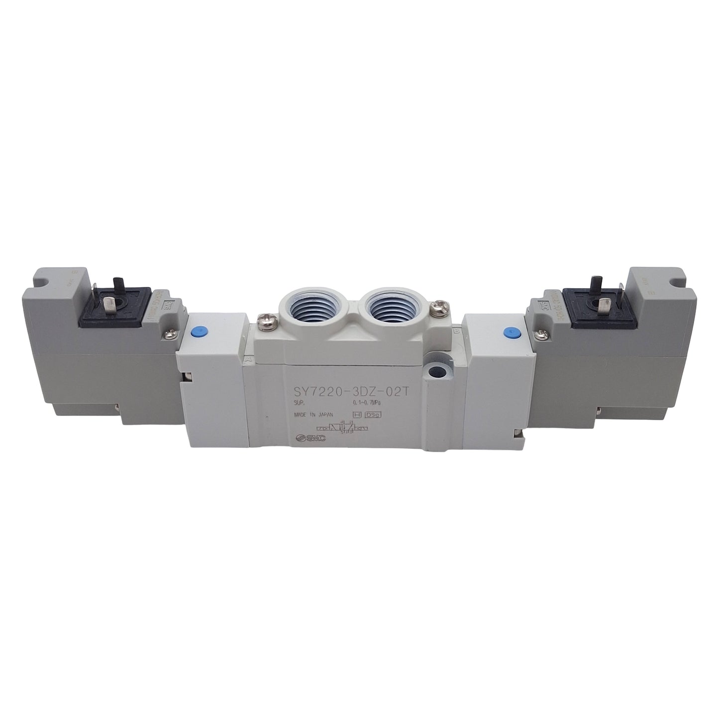 New SMC SY7220-3DZ-02T Solenoid Valve, 5/2-Way, 1/4in NPT, 0.7MPa, 110VAC Coil