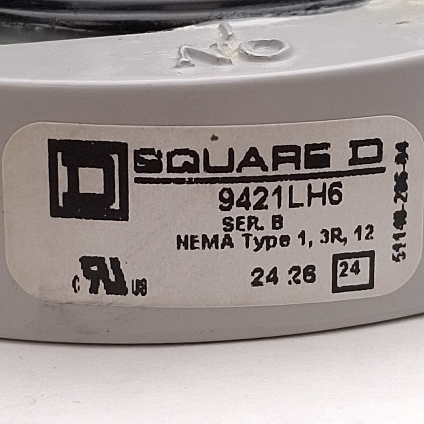 Used Square D 9421LH6 PowerPacT B/H/J/L Rotary Handle For Circuit Breaker, 6in