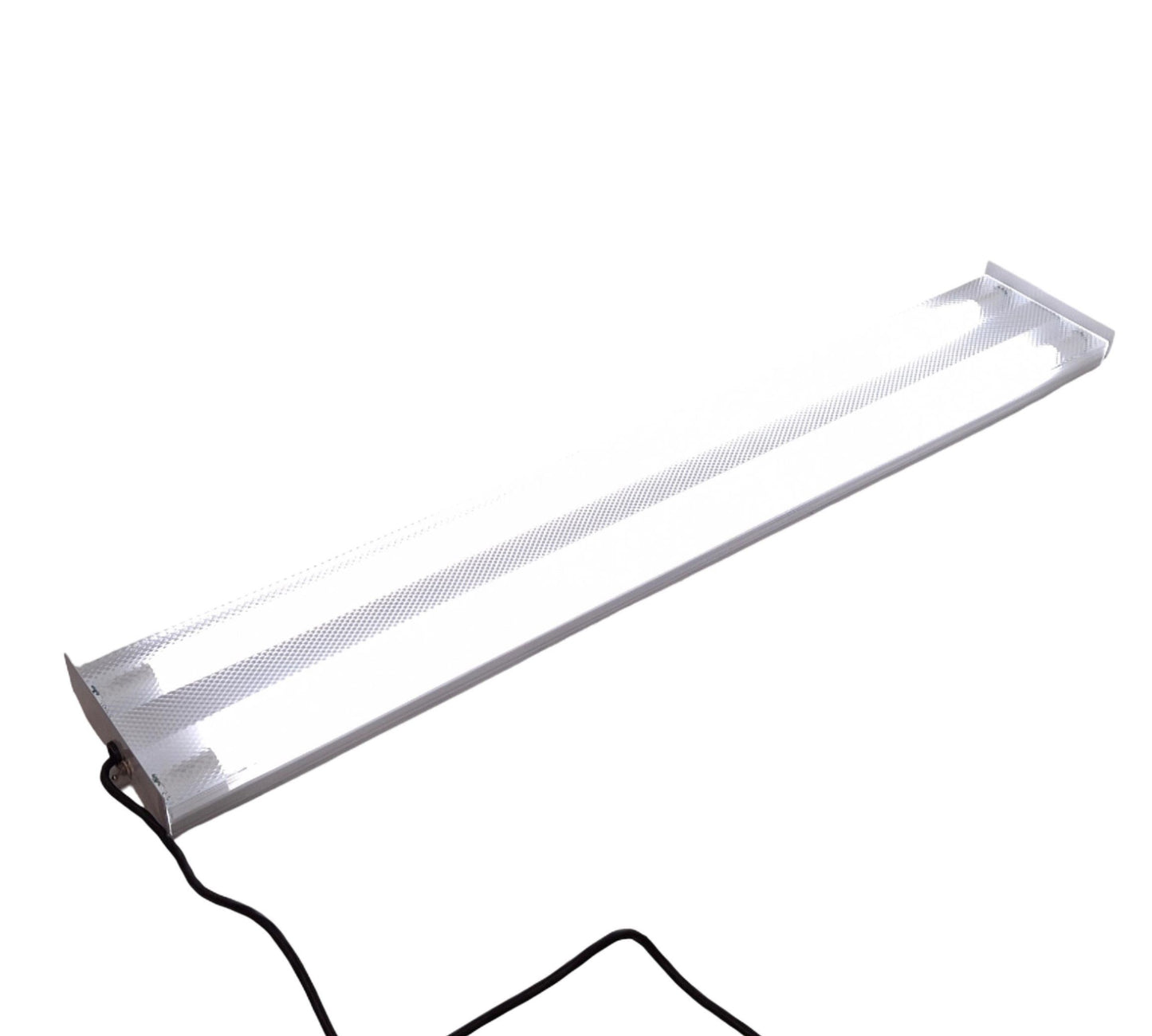 New LA Lighting WAN107-2-4LR-LED8R-UNV Light Fixture, 2-Row 4ft Linear LED, 120-277V