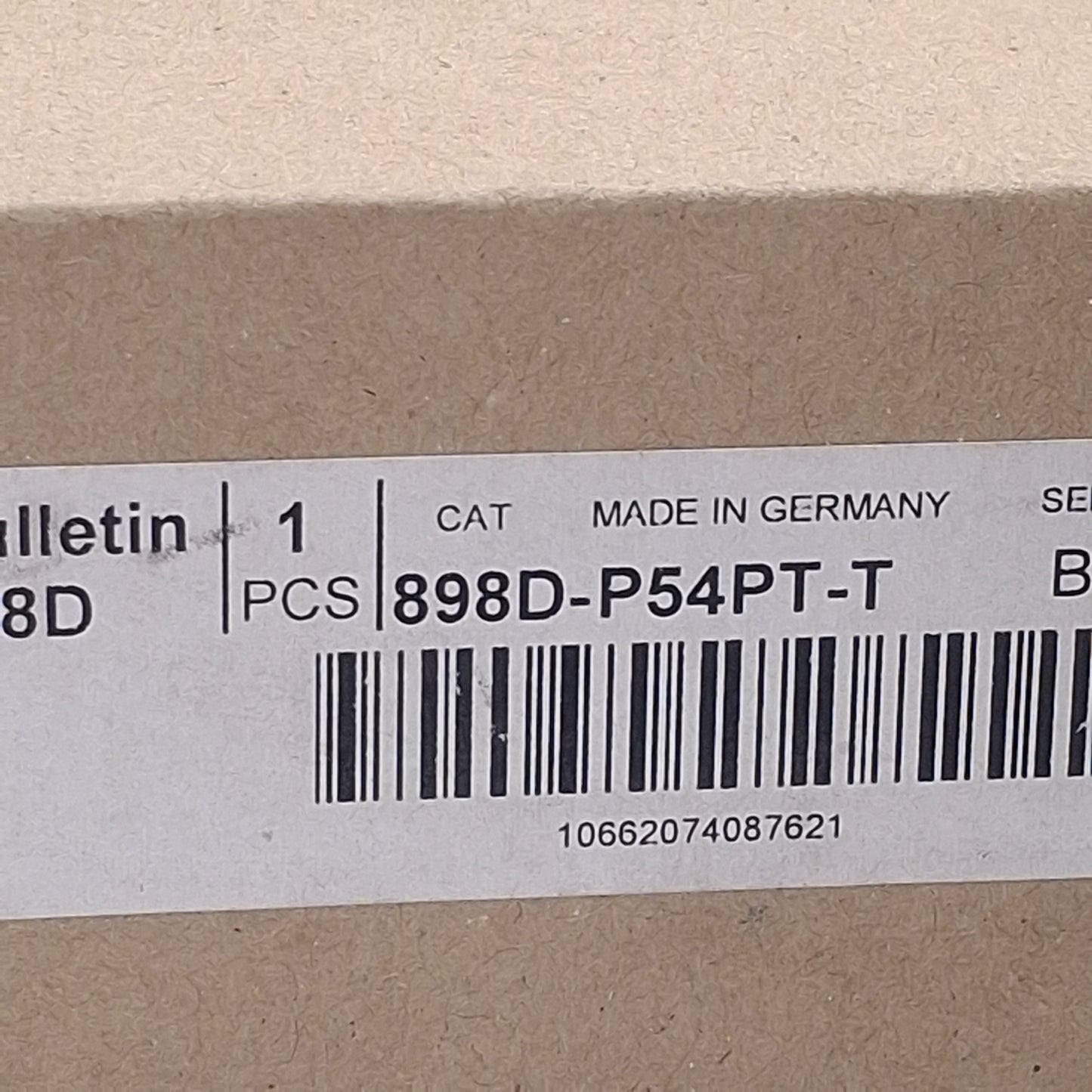 New Allen Bradley 898D-P54PT-T Distribution Box, PNP LED, 4-Port 5-Pin M12, 10-30VDC