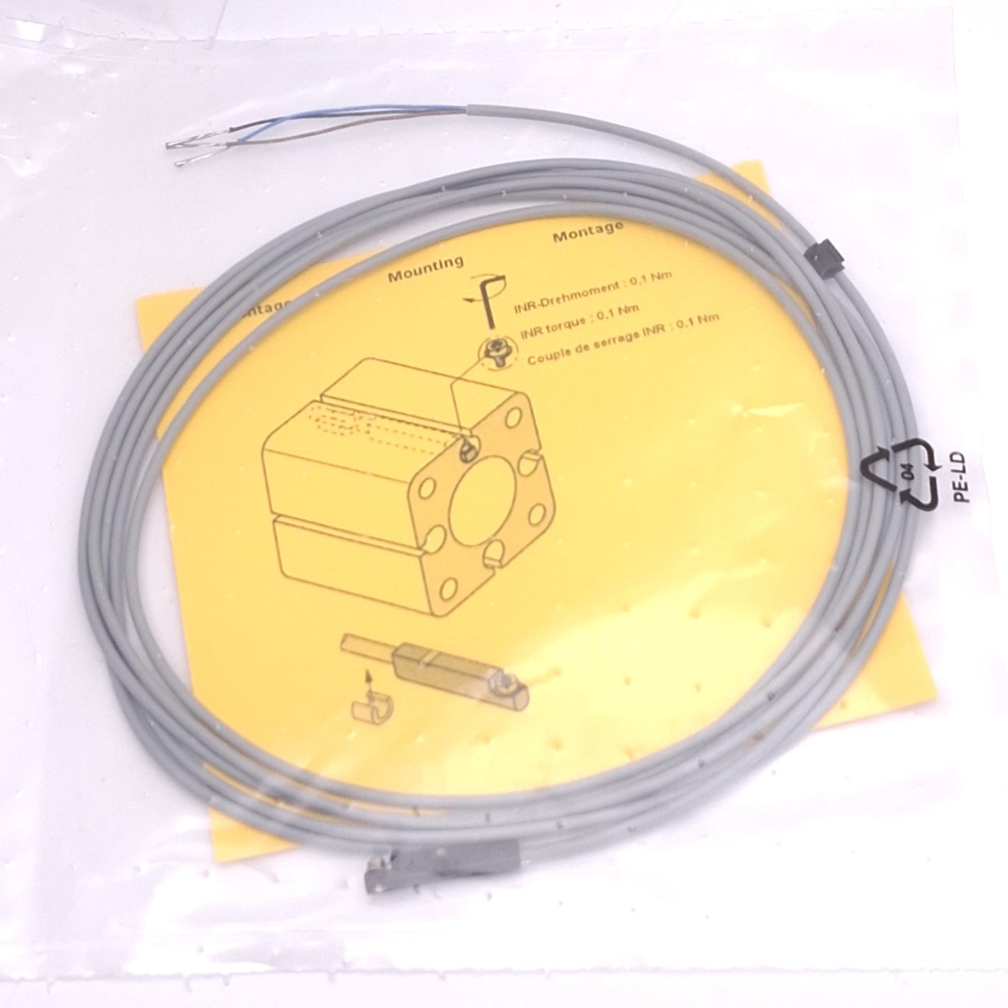 New Turck 4623700 BIM-INR-AP6X PermaProx Magnetic Switch, 10-30VDC, 3-Wire NO, 2m