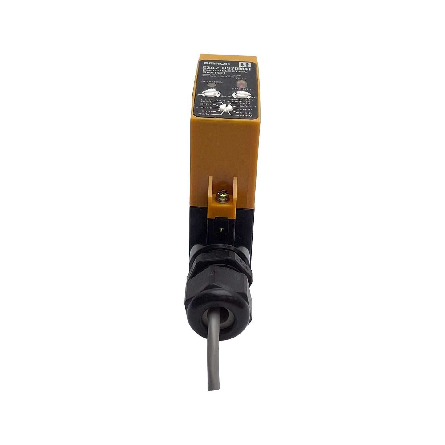 Used Omron E3A2-DS70M4T Photoelectric Switch, Diffuse Reflective, 70cm, 240VAC/DC