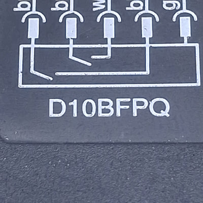 Used Banner D10BFPQ Fiber Optic Sensor, NPN/PNP Out, Red Beam, 10-30VDC, 6-Pin M8