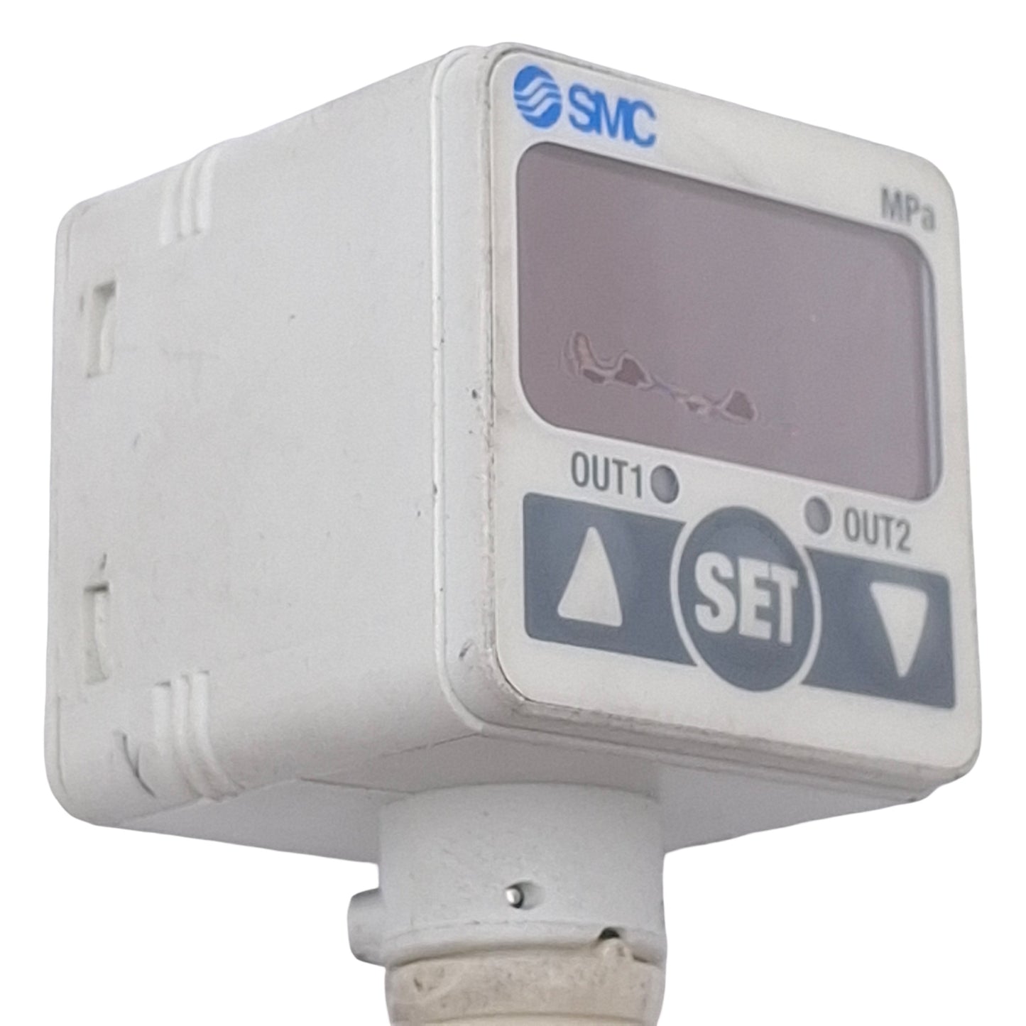 Used SMC ISE40-T1-62L Digital Pressure Switch, PNP, -0.1~1.0MPa, 12-24VDC, 1/8" NPT