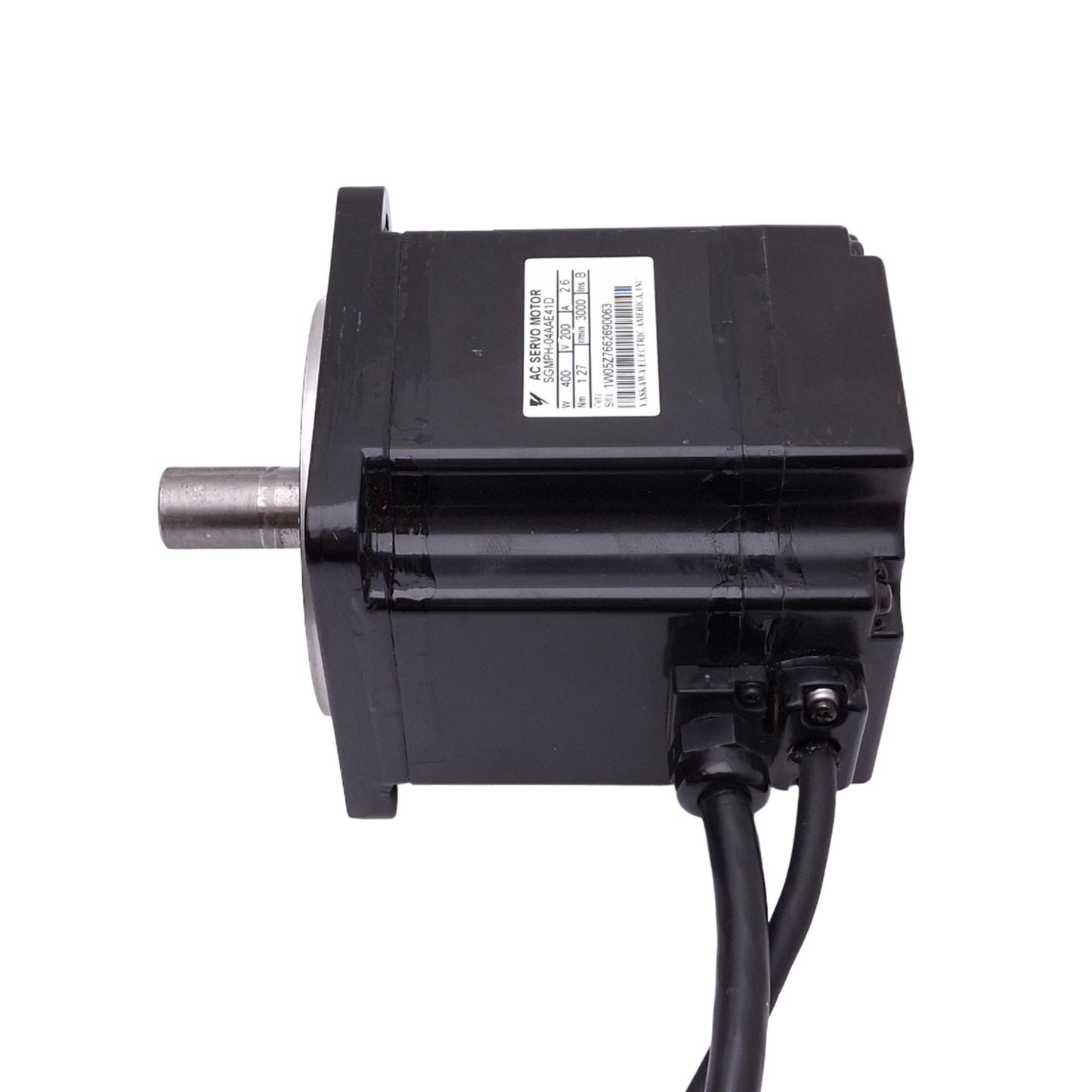 Used Yaskawa SGMPH-04AAE41D Sigma-2 Servo Motor, 200VAC 2.6A, 1.27Nm 3000rpm 400W Max