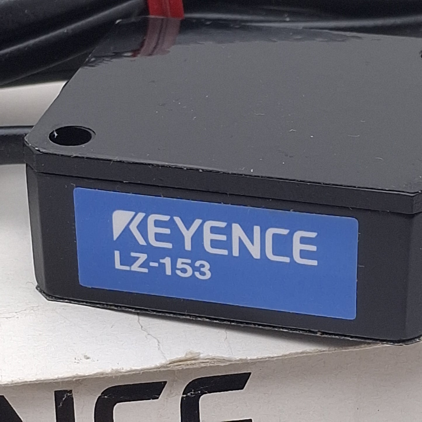 New Keyence LZ-153 Photoelectric Sensor Head, 40-60mm Range, 2-Wire Lead, 2m Length