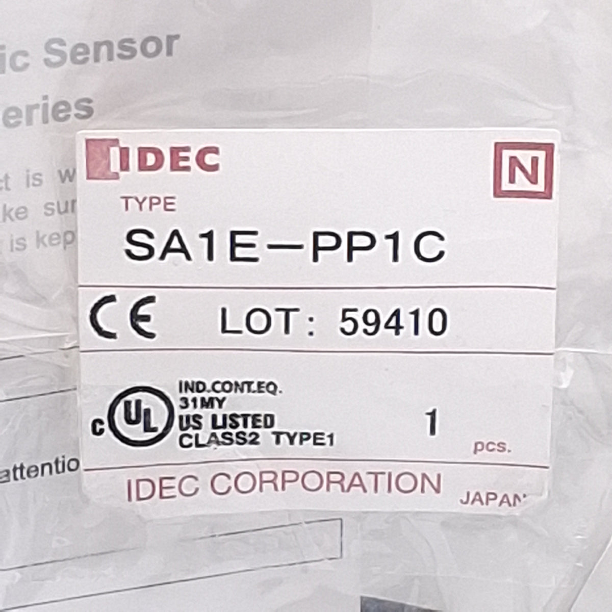 New – Open box Idec SA1E-PP1C Photoelectric Sensor, NPN/PNP, 5m Range, 12-24VDC, 4-Pin M8, 2m