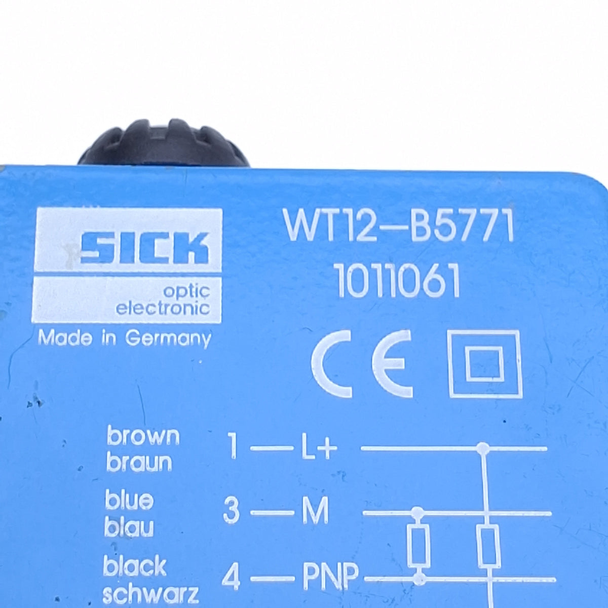 Used Sick WT12-B5771 1011061 Photoelectric Sensor 10-30VDC, PNP/NPN, 100mA Out