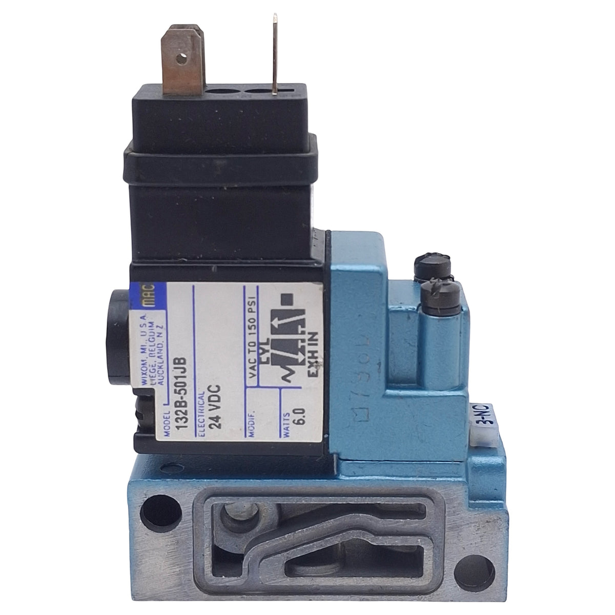 Used Mac 132B-501JB Solenoid Valve, 3/2-Way NO-NC, 1/8in NPT, Vac-150psi, 24VDC Coil