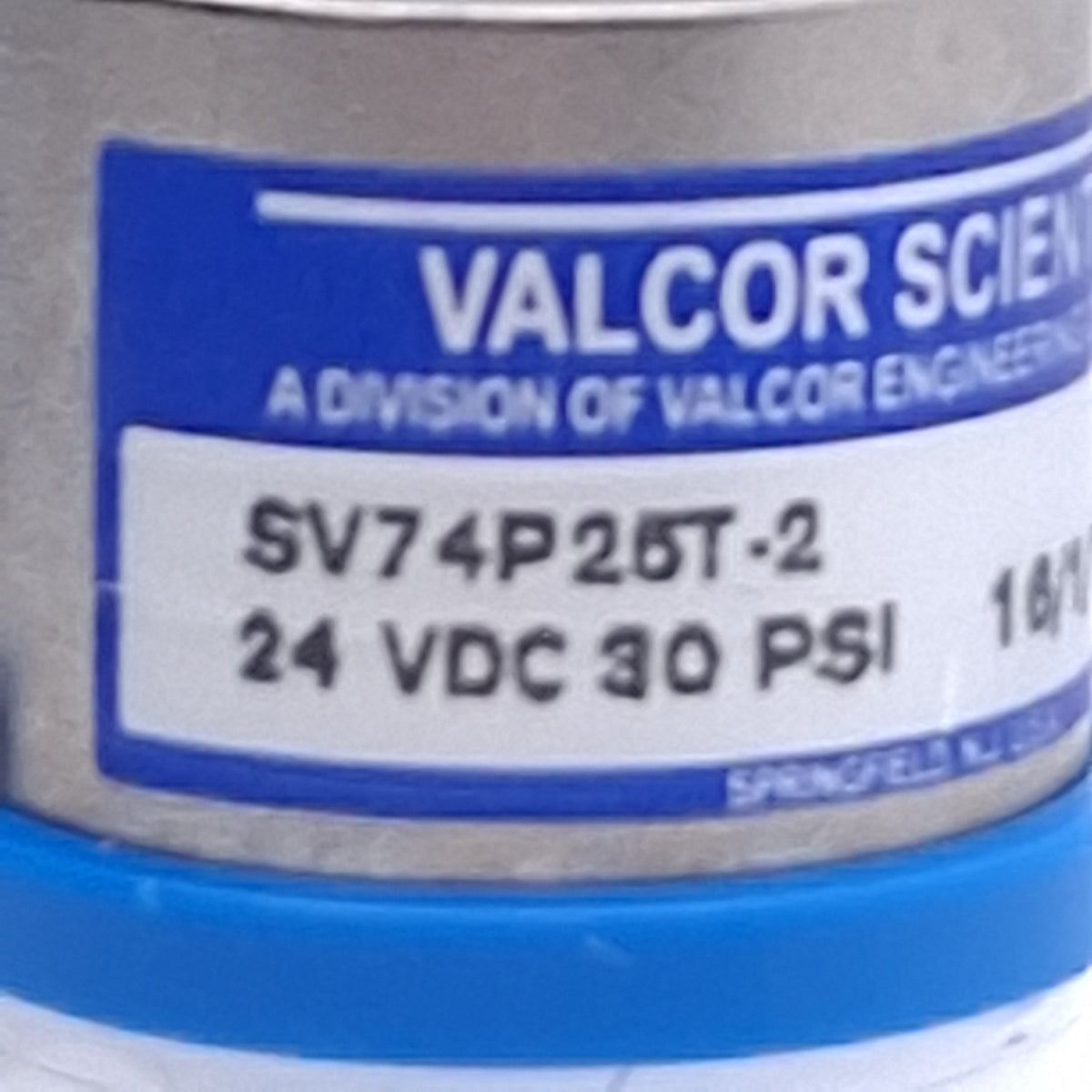 New – Open box Valcor SV74P25T-2 Solenoid Isolation Valve, 2-Way, 1/4-28in, 24VDC Coil, 30psi