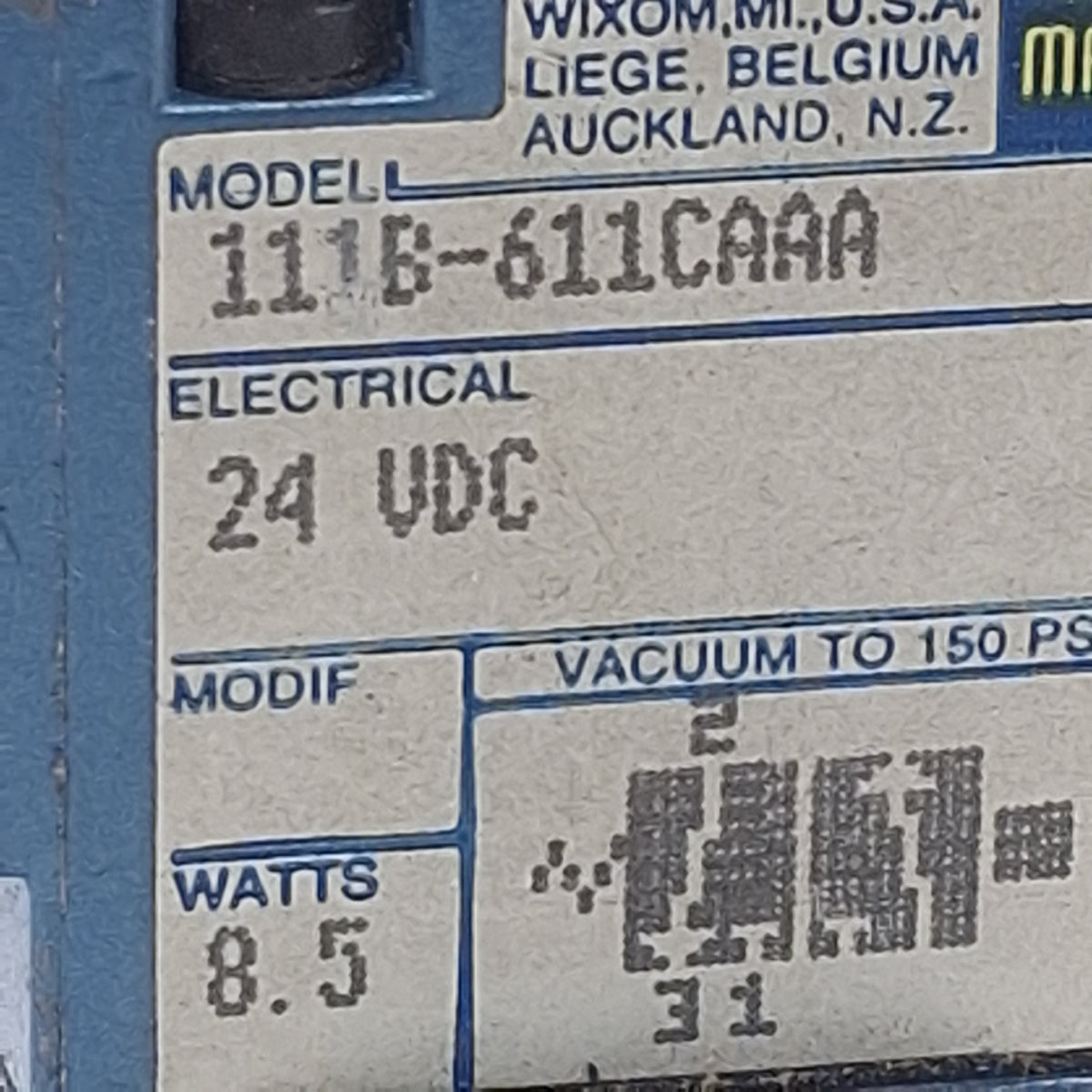 Used Mac 111B-611CAAA Solenoid Valve, 3/2 NO-NC, 1/8in NPT, Vac-150psi, 24VDC Coil
