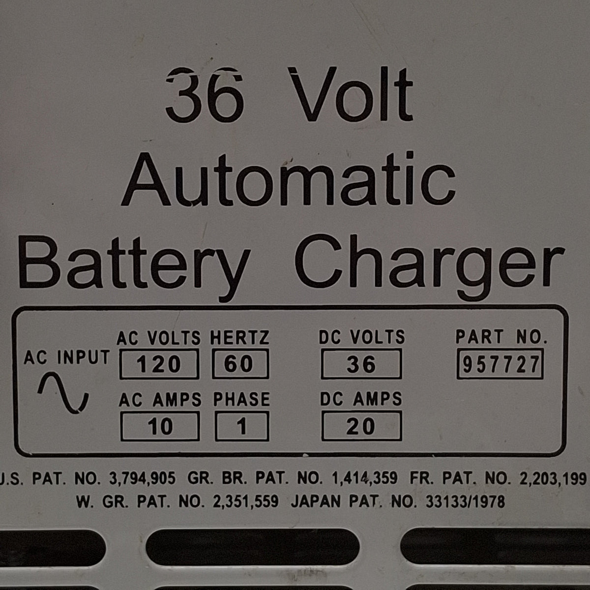 Used Minuteman 957727 Automatic Battery Charger, 36VDC 20A Output, 120VAC 10A Input