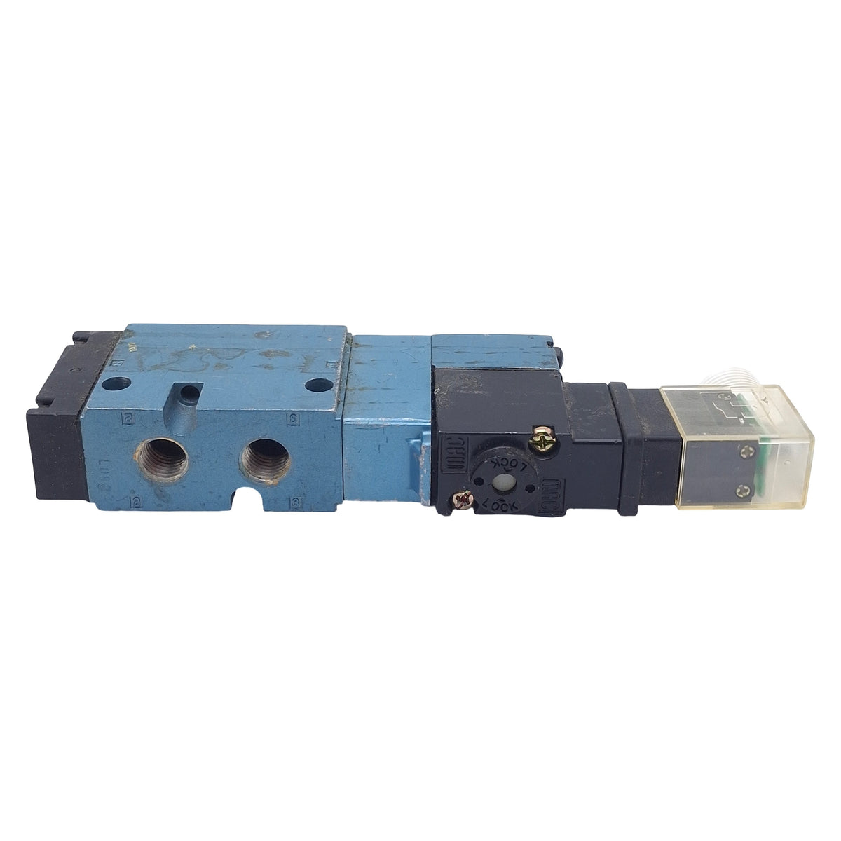 Used Mac 811C-PM-611JD-152 Solenoid Valve, 5/2-Way, 1/4in NPT, 25-150psi, 24VDC Coil