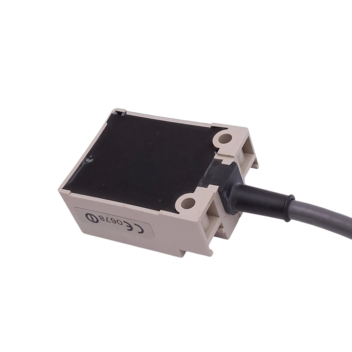 New – Open box Omron V600-H11 RFID Read/Write Head for V600 ID, 530kHz, 2m Cable 12-Pin