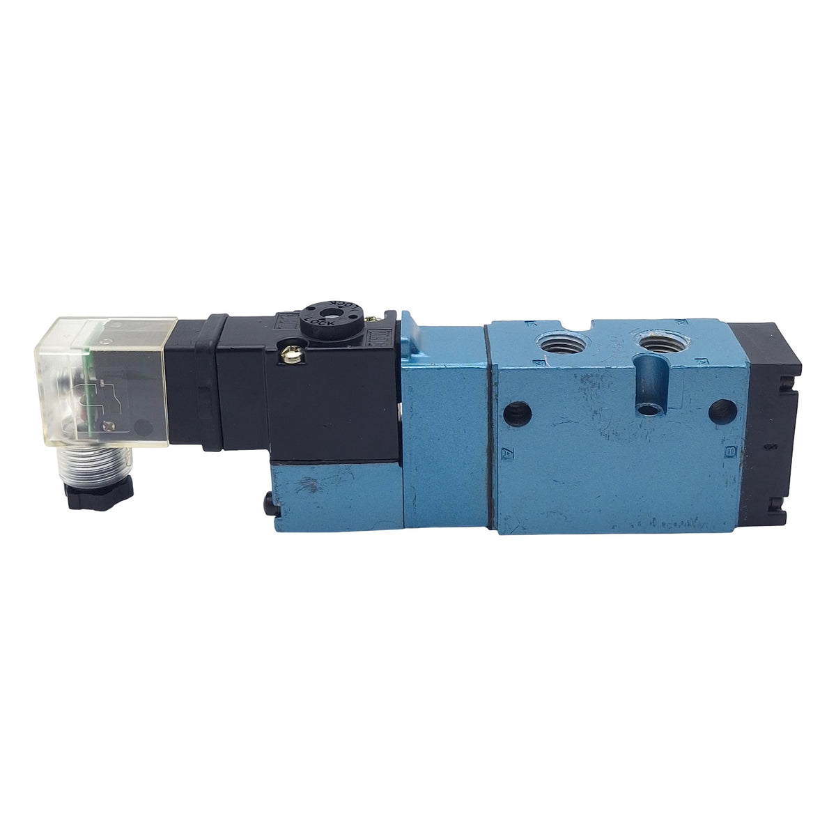 Used Mac 811C-PM-501JB-152 Solenoid Valve, 5/2-Way, 1/4in NPT, Vac-150psi, 24VDC Coil
