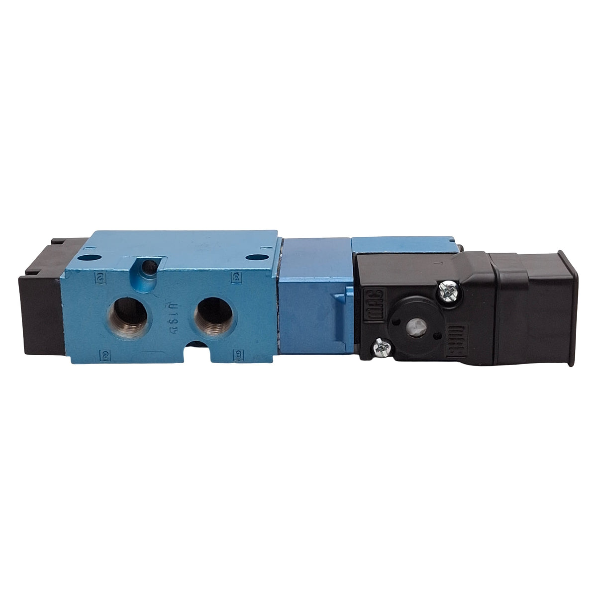 New Mac 811C-PM-501JJ-152 Solenoid Valve, 5/2-Way, 150psi, 1/4in NPTF, 24VDC Coil