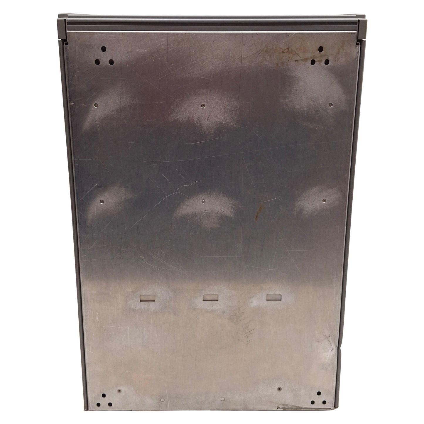 Used HP Agilent E8401A VXI Mainframe Chassis Only, 500W, 13-Slot, C-Size, 90-264VAC