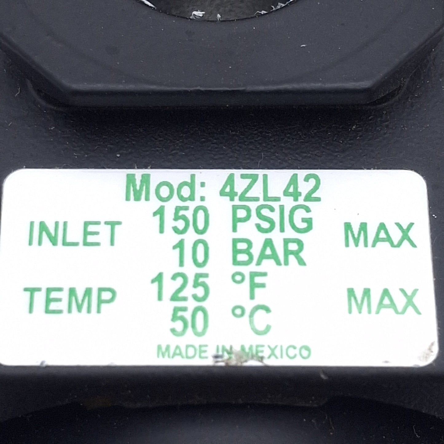 Used Speedaire 4ZL42 Particulate Compressed Air Filter, 1/2in NPT, 150psi, 5µm, 70CFM