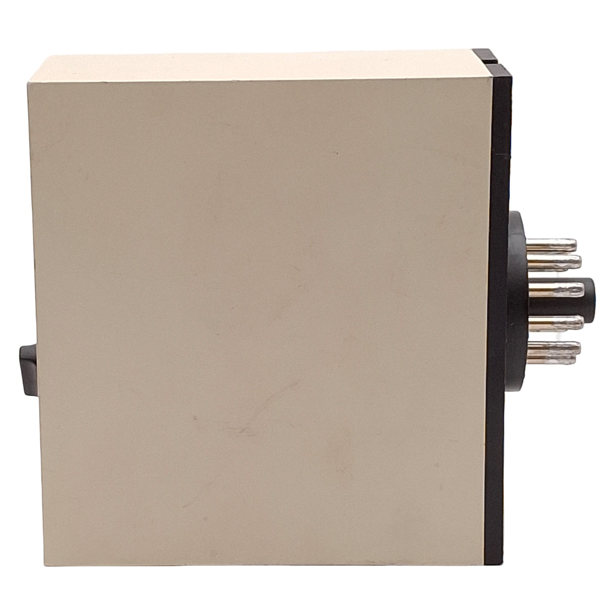 Used Electromatic SJ 135 120 150V DC Voltage Level Relay, SPDT, 30-150VDC, 120VAC IN