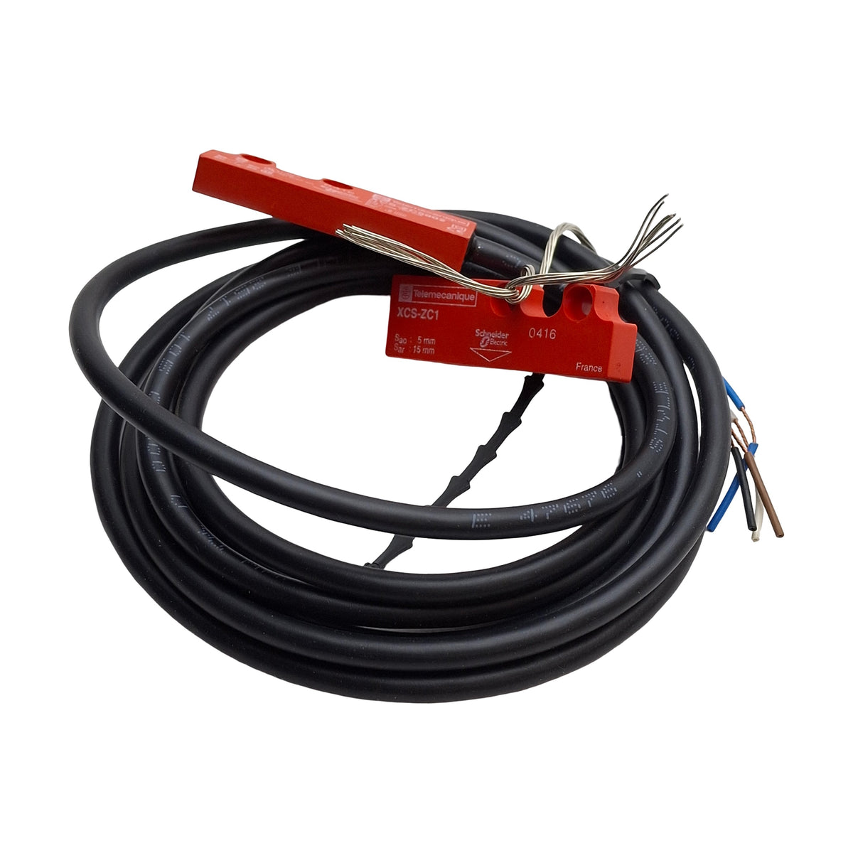 New – Open box Telemecanique XCSDMC5902 097168 Magnetic Switch, 1NO+1NC, 24VDC, 2 Meter Cable