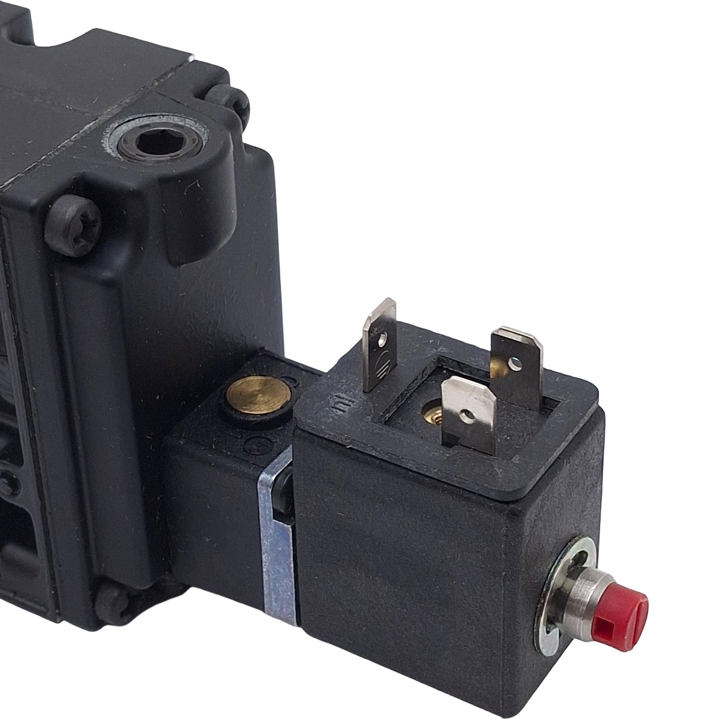 New Norgren MN01CGA75AJPA Solenoid Valve, 5/2-Way, 1/2in NPT, 150psi, 24VDC Coil