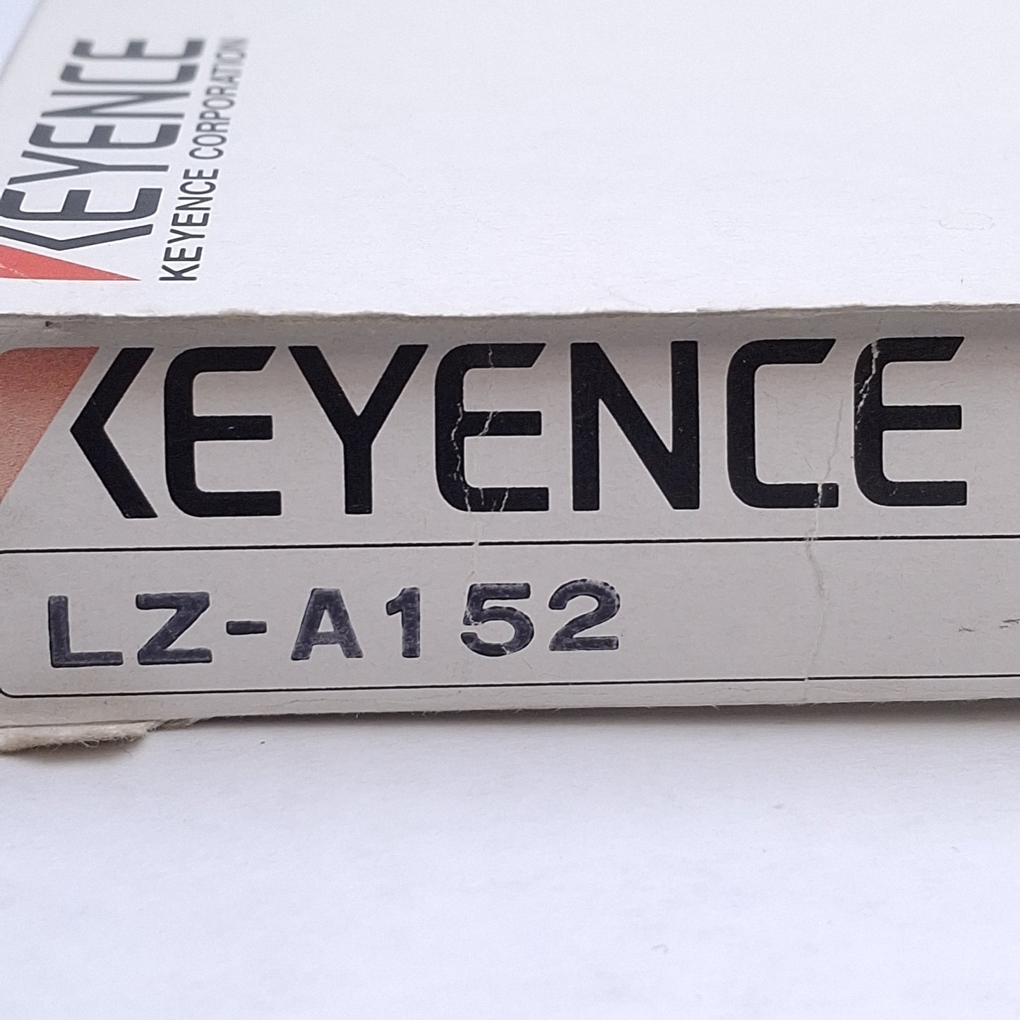 New Keyence LZ-A152 Photoelectric Laser Sensor Amplifier Unit NPN, 12-24VDC 60mA