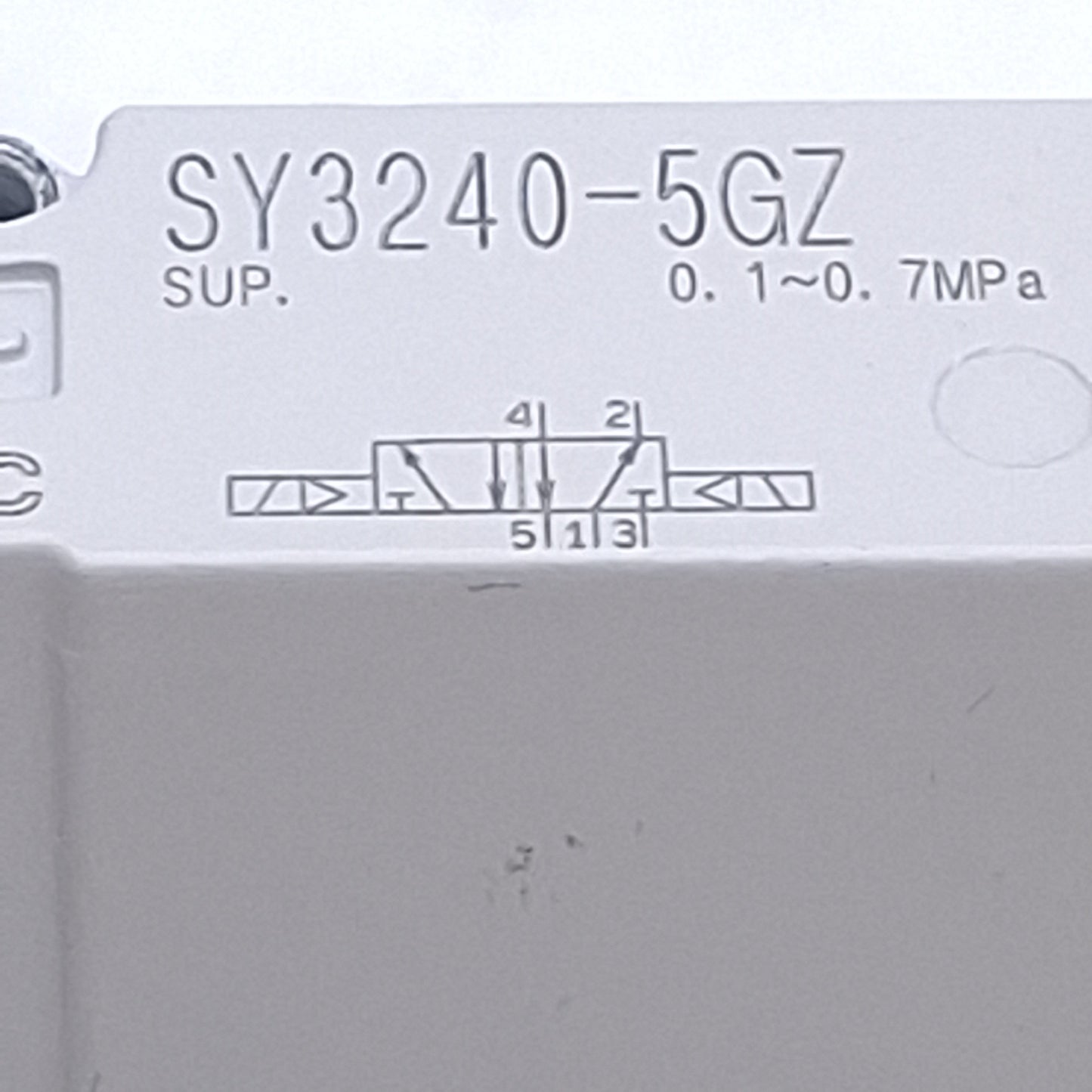 Used SMC SY3240-5GZ Solenoid Valve 2-Position, 5-Port, 0.1-0.7MPa, 24VDC Coil