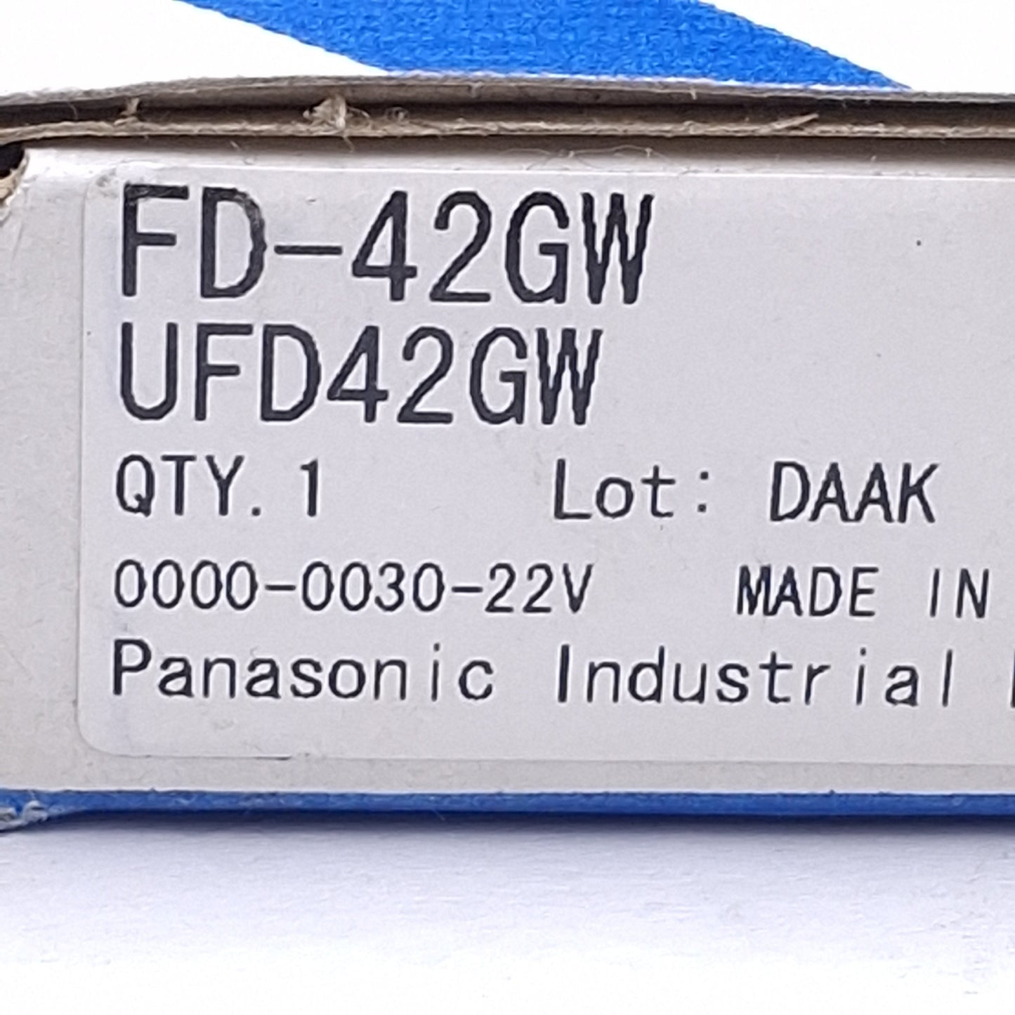 New Panasonic FD-42GW Coaxial Fiber Optic Sensor 150mm Range, M4 Head, 2m Cable