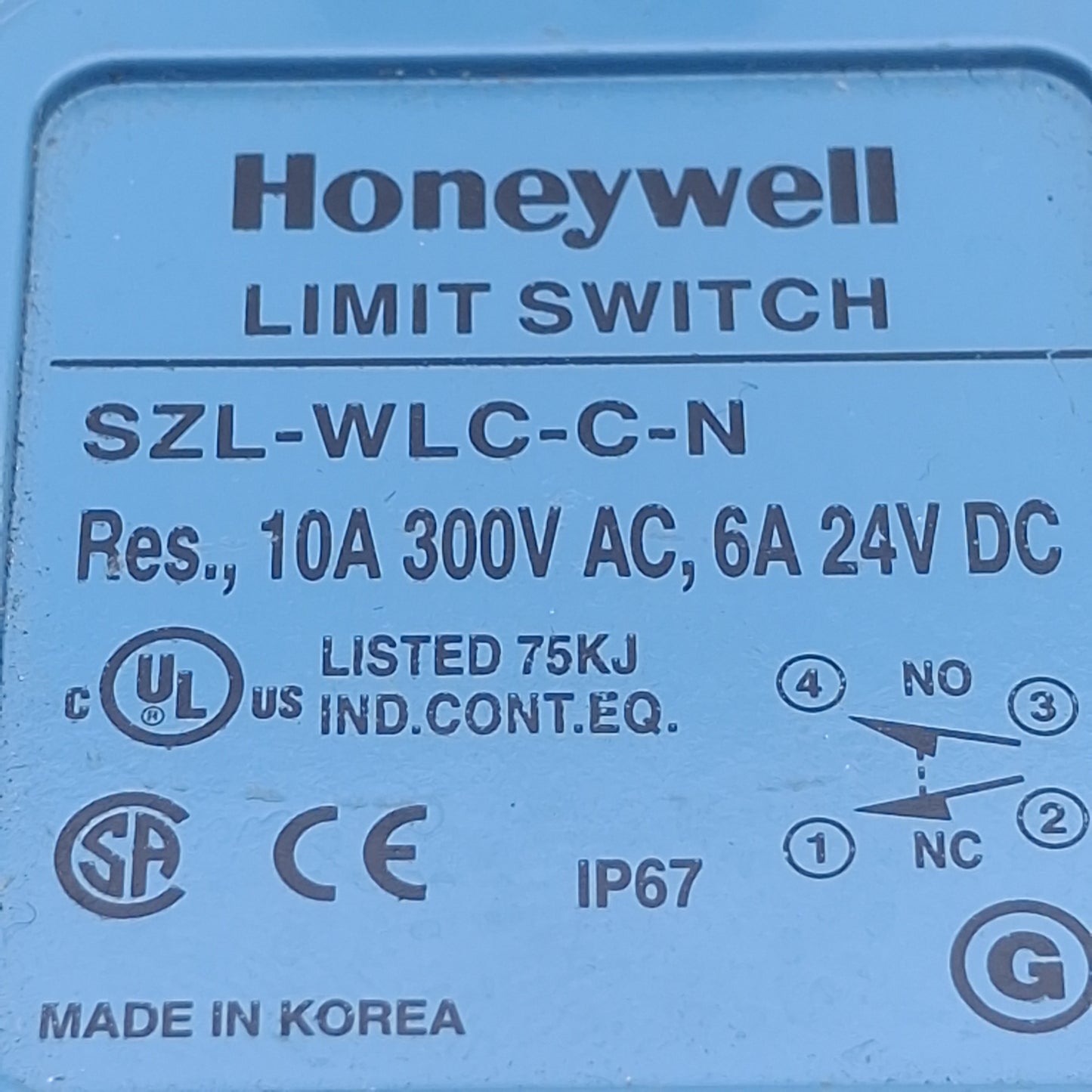 New – Open box Honeywell SZL-WLC-C-N Limit Switch, SPDT, 2NC/2NO, 10A 300VAC/6A 24VDC, 1/2 NPT