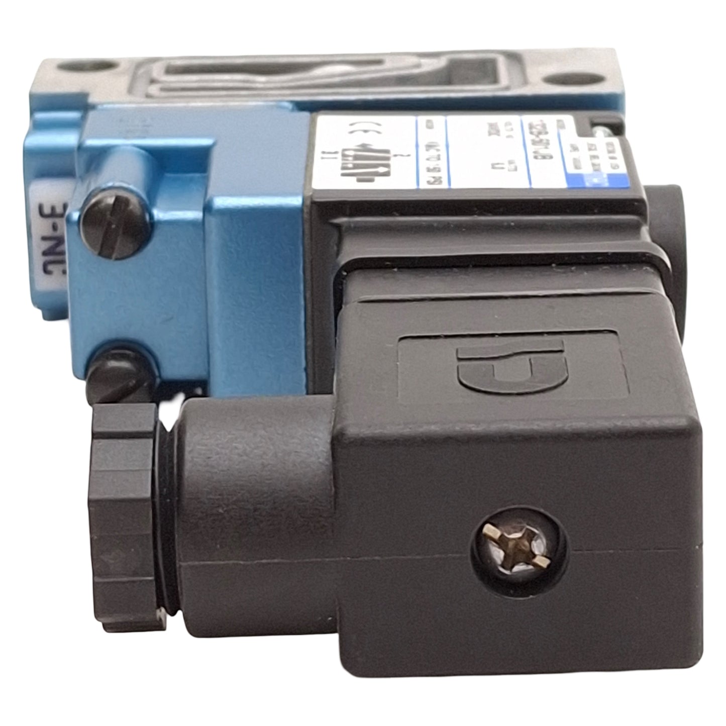 New Mac 132B-501JB Solenoid Valve, 3/2-Universal, Vac-150psi, 1/8in NPTF, 24VDC Coil