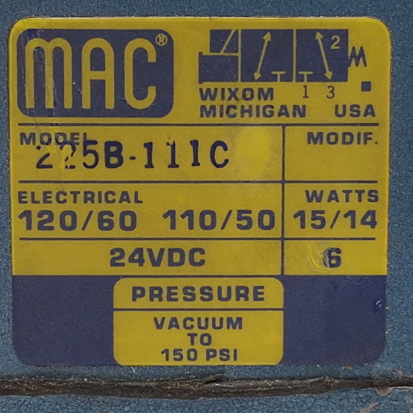 Used Mac 225B-111C Solenoid Valve, 3/2-Way, 150psi, 1/4in NPTF, 120VAC/24VDC Coil