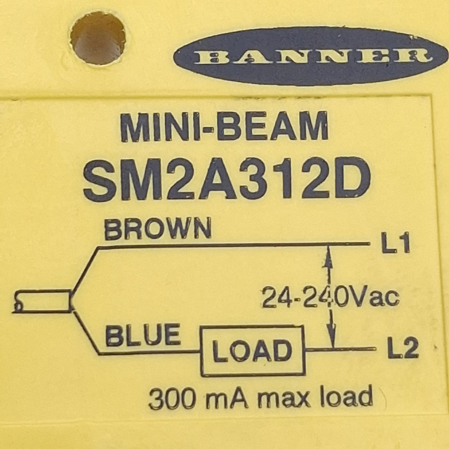 New – Open box Banner SM2A312D Diffuse Beam Proximity Sensor 380mm Range, 24-240VAC, 2m Cable