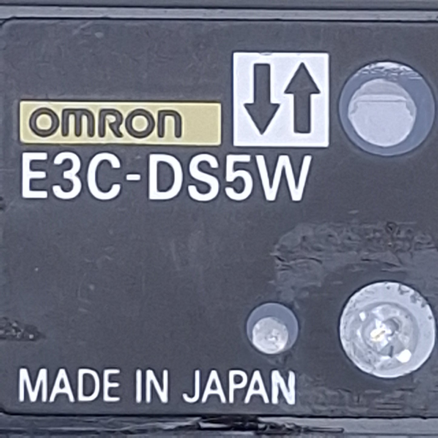 New – Open box Omron E3C-DS5W Diffuse Photoelectric Sensor 50mm Range, Infrared LED, 2m Cable